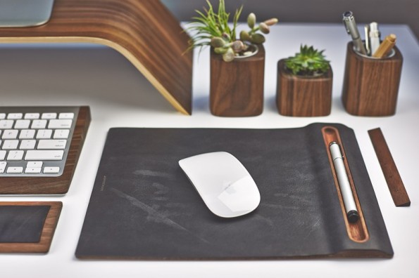 grovemade-walnut-desk-collection-mouse-pad-galb-B1_1_800x800_90